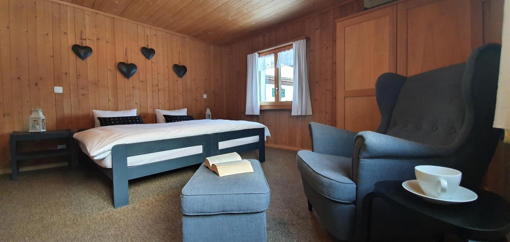 B&B Piz D'Err Tinzen Exteriör bild