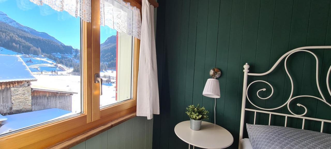 B&B Piz D'Err Tinzen Exteriör bild