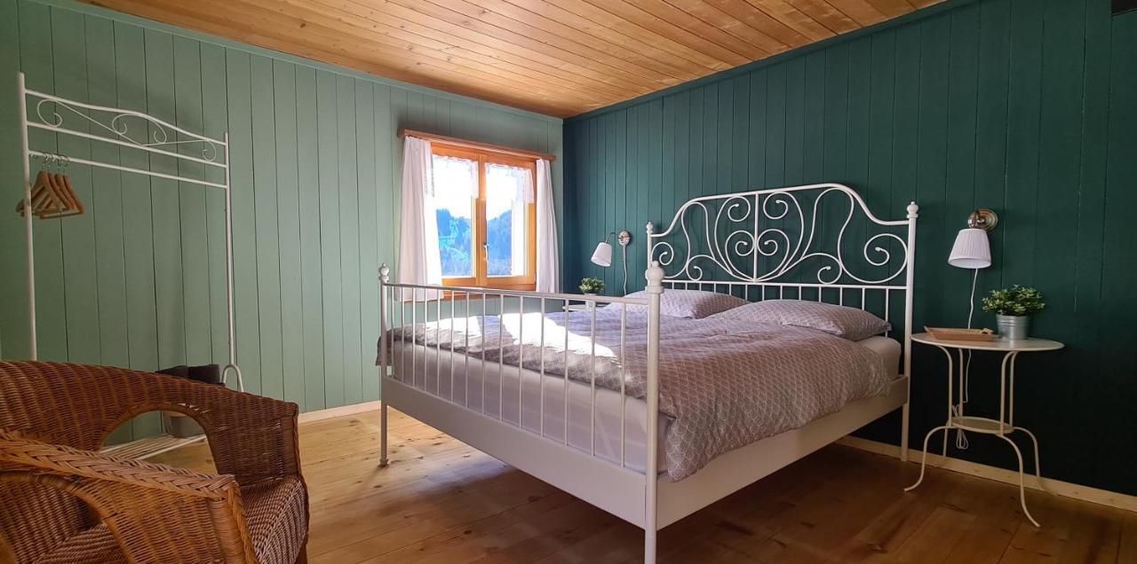 B&B Piz D'Err Tinzen Exteriör bild